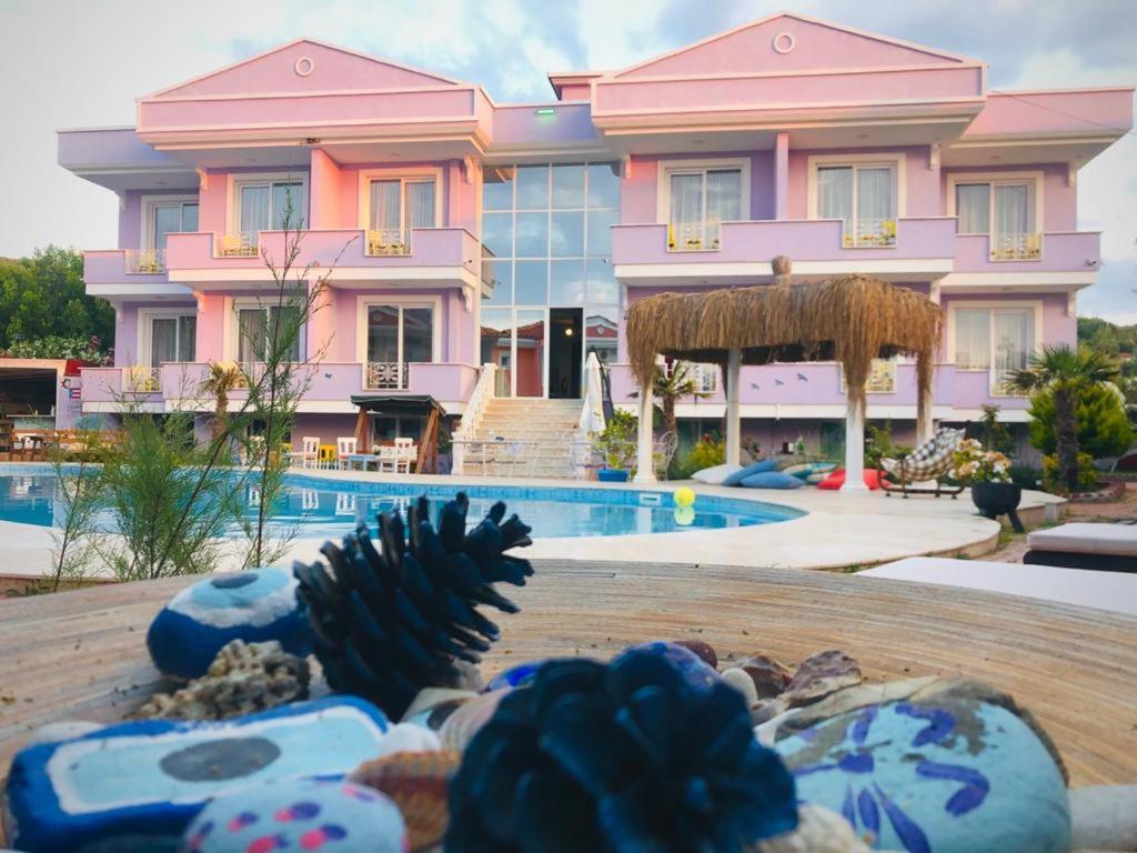 Cunda Leo Boutique Hotel & Pool Ayvalı Kültér fotó